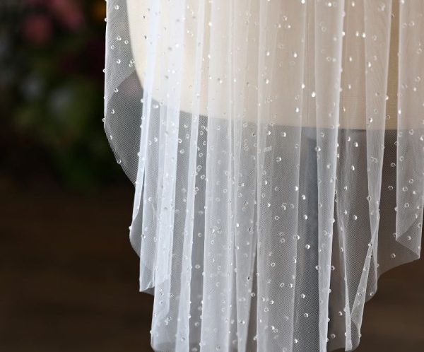 7 Scattered Pearl Veil